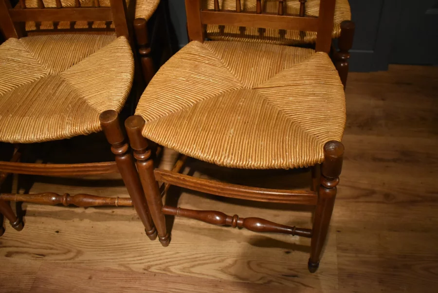 Suite de six chaises Restauration