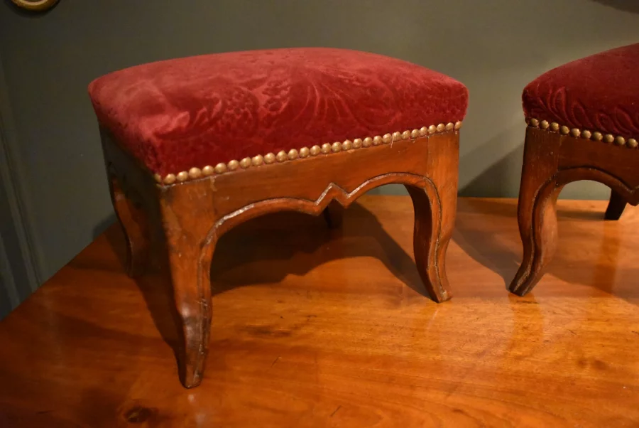 Paire de petits tabourets